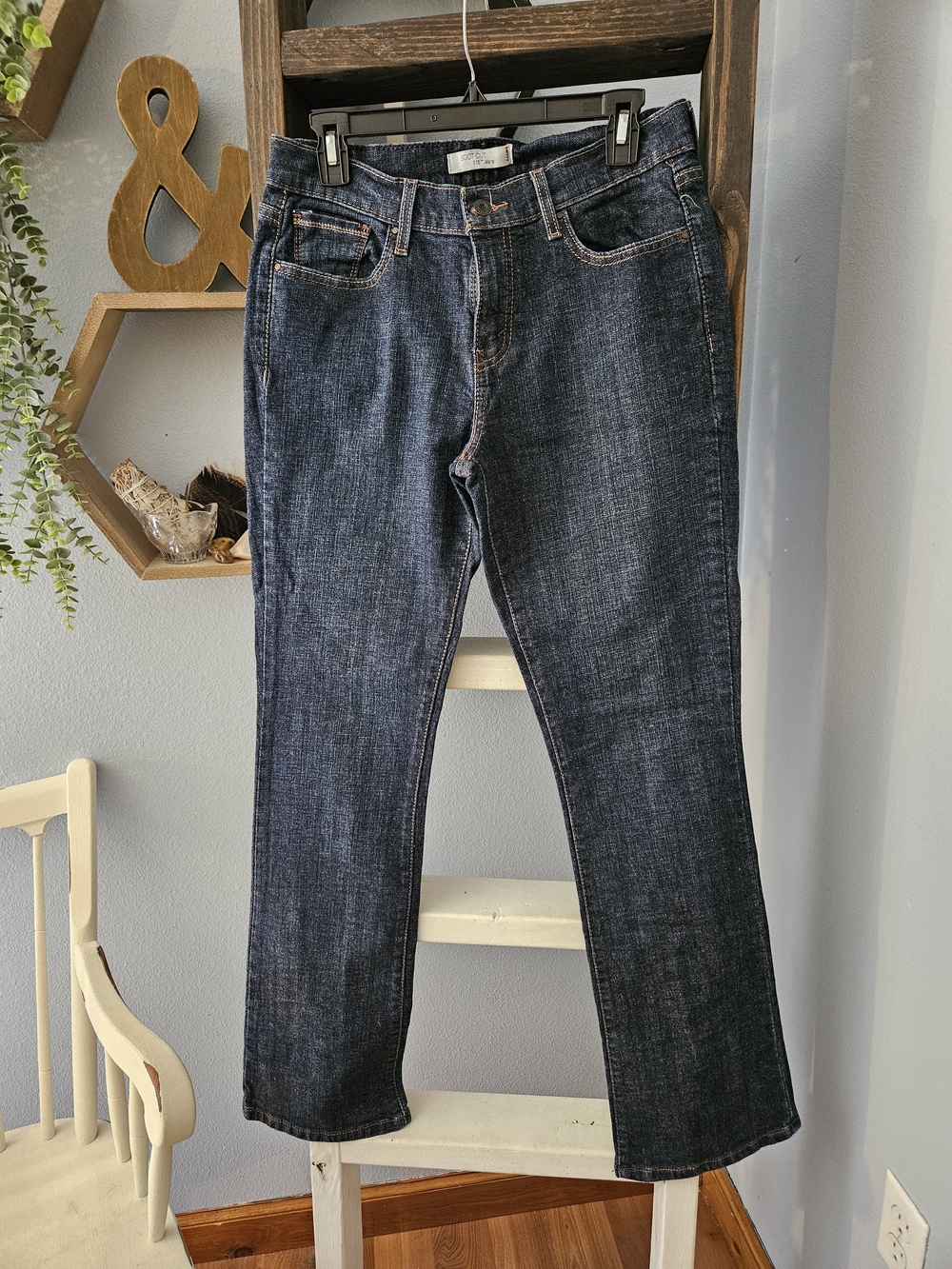 Levi's 515 Dark Blue Boot Cut Jeans Woman's Size 8